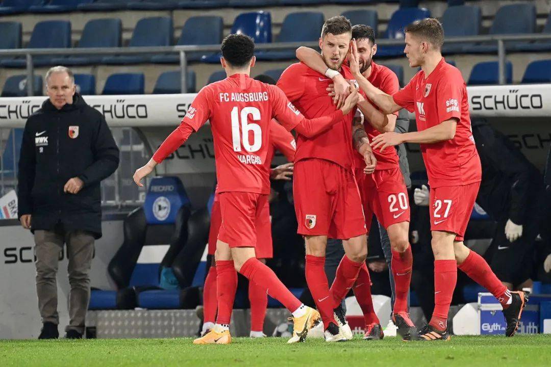  奥格斯堡替补奇兵建功改写比赛最终结局