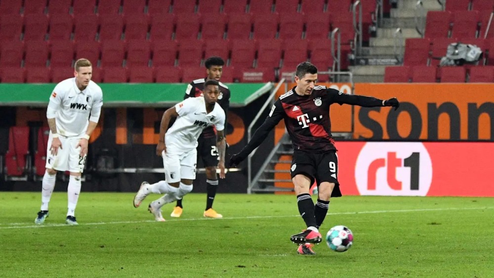  弗莱堡门将神勇发挥，德甲零封纪录持续刷新  